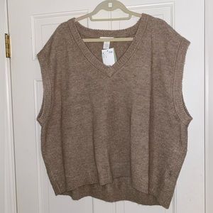 NWT H&M Beige V-Neck Sweater Vest Size Large